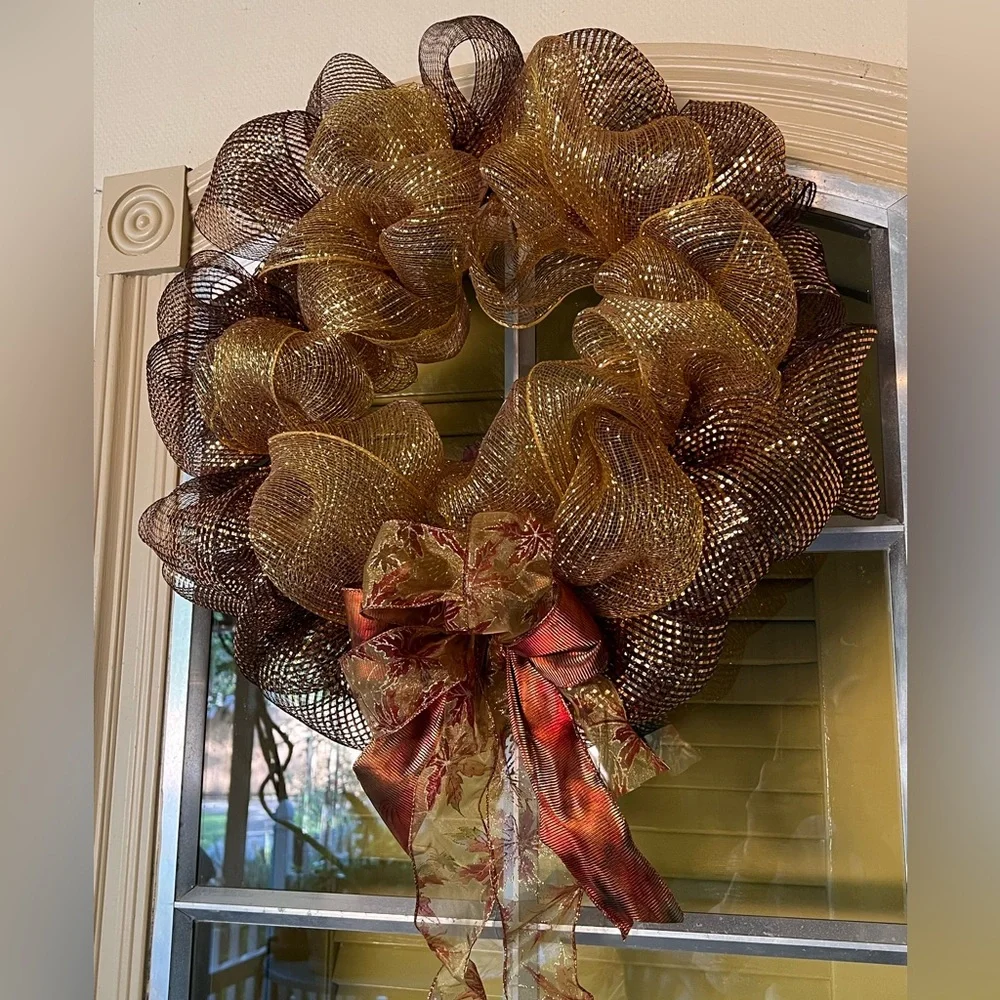 NWOT HANDMADE FALL DECO MESH WREATH.